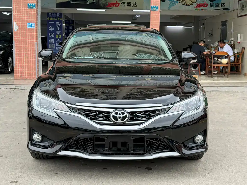 Toyota Reiz 2013 2.5V