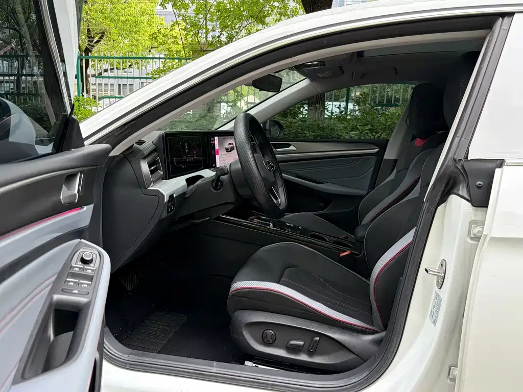 Volkswagen Lamando 2023 L 280TSI DSG