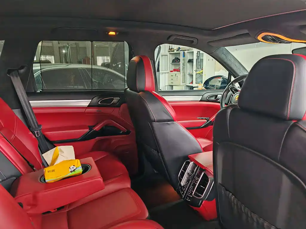 Porsche Cayenne 2015 Cayenne Turbo 4.8T