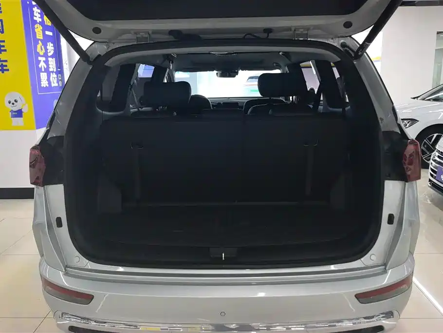 Hyundai Custo 2024 270TGDi TOP Flagship