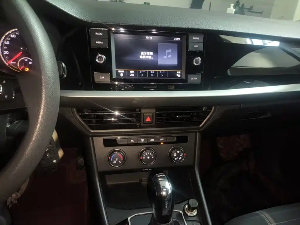 Volkswagen Lavida — миниатюра 13