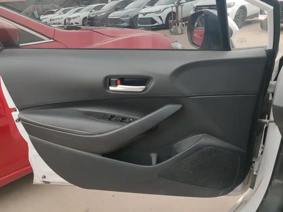 Toyota Corolla — миниатюра 7