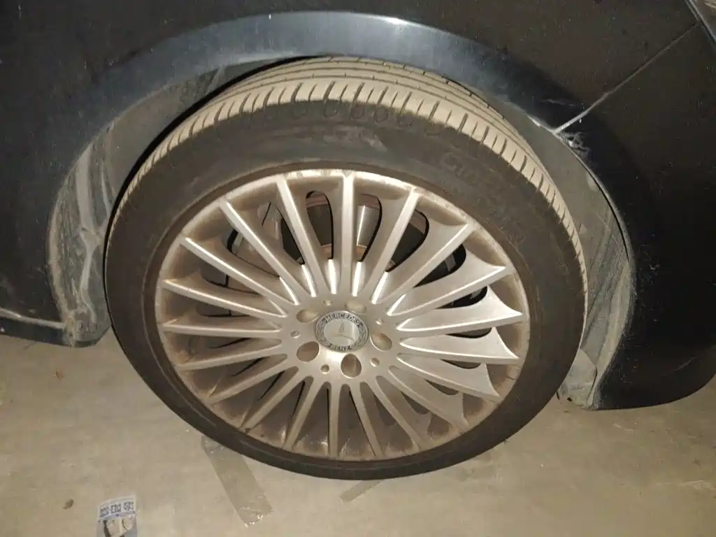 Mercedes-Benz E-Class — миниатюра 8
