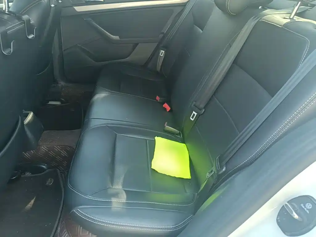 Volkswagen Lavida — миниатюра 17