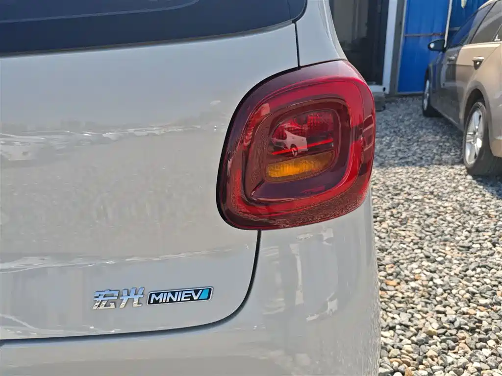 Wuling Mini EV MINIEV 2025