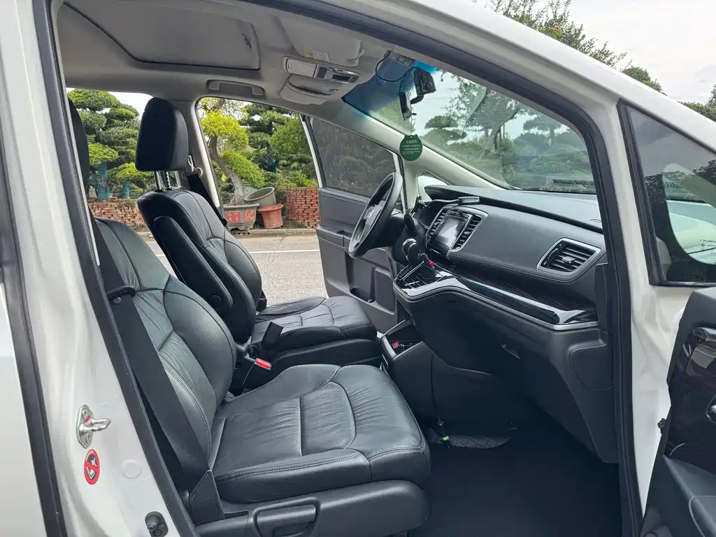 Honda Odyssey — миниатюра 7