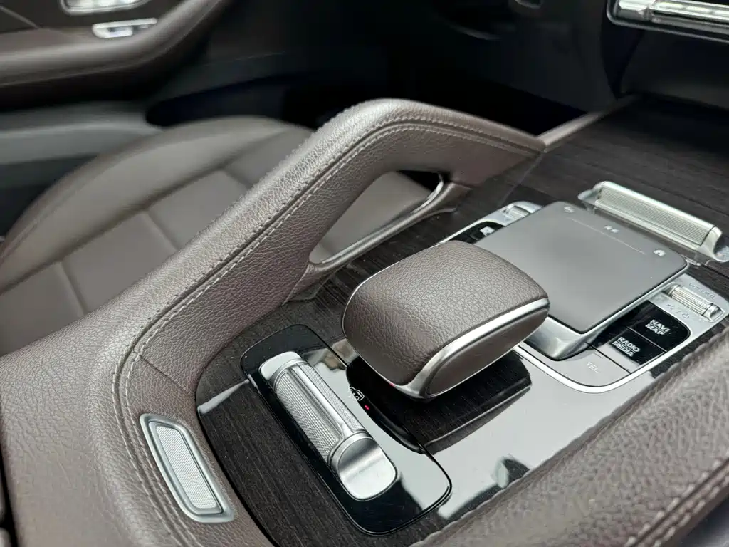 Mercedes-Benz GLE (Import) — миниатюра 13