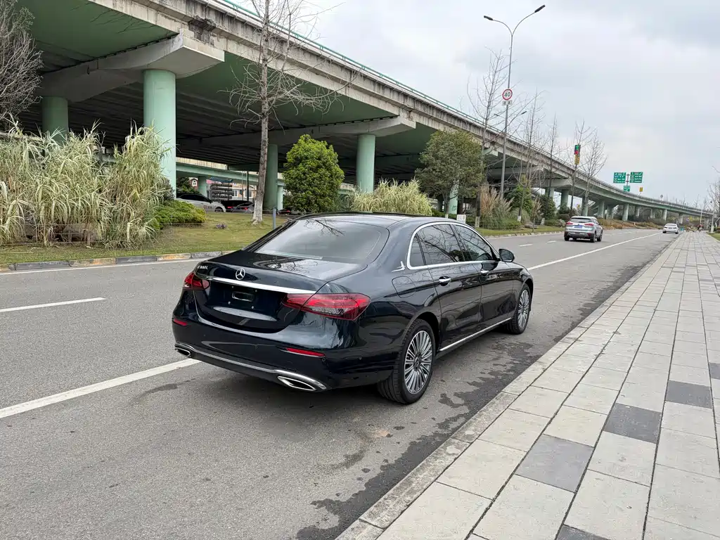 Mercedes-Benz E-Class E 2022 E 300 L Sport Fashion