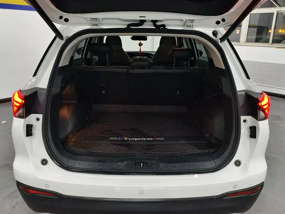 GAC TRUMPCHI GS4