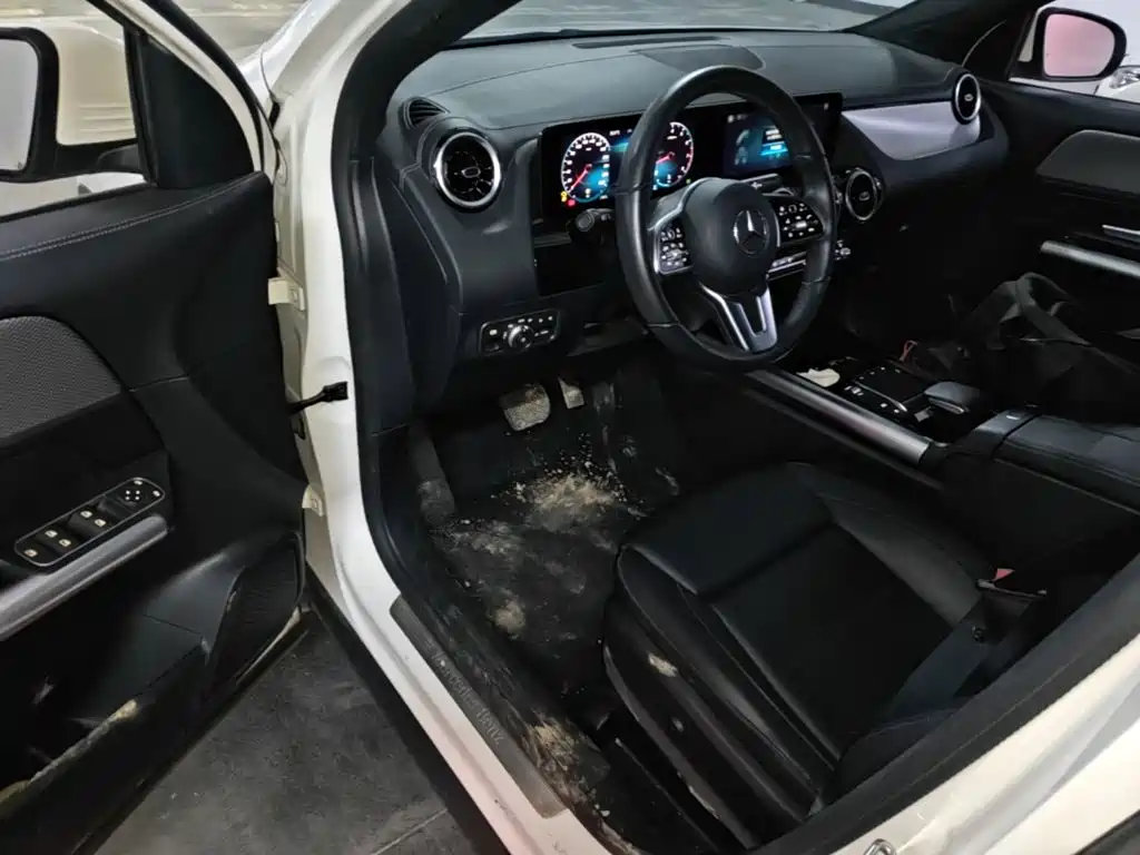 Mercedes-Benz GLA — миниатюра 21
