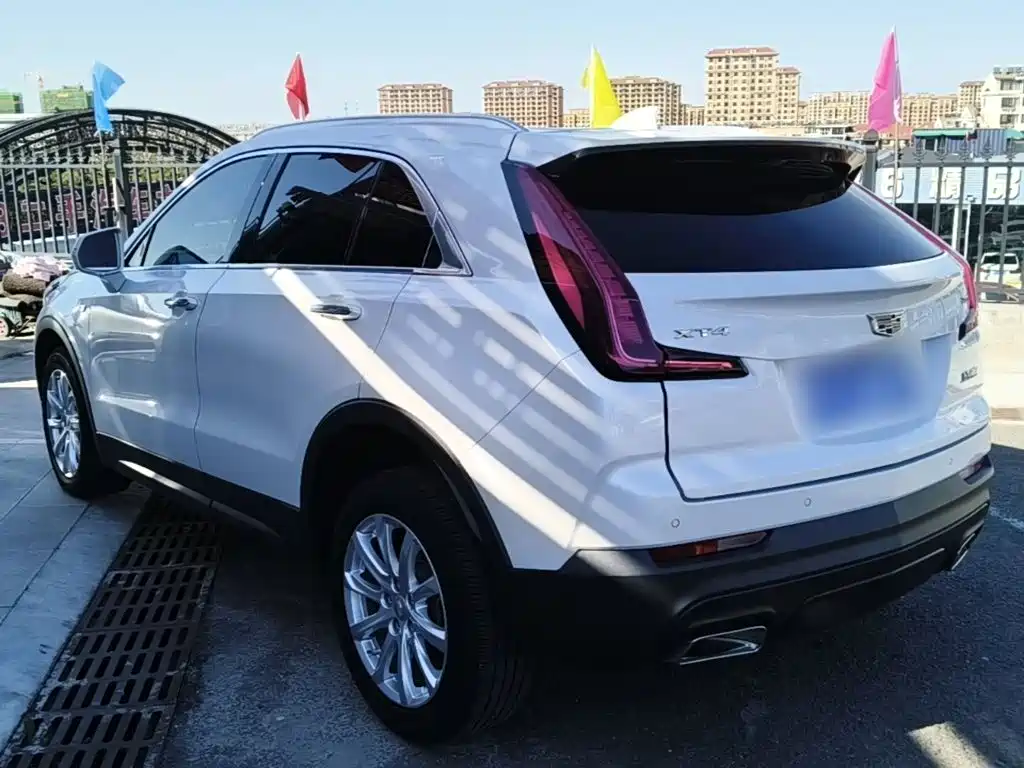 Cadillac XT4 — миниатюра 5