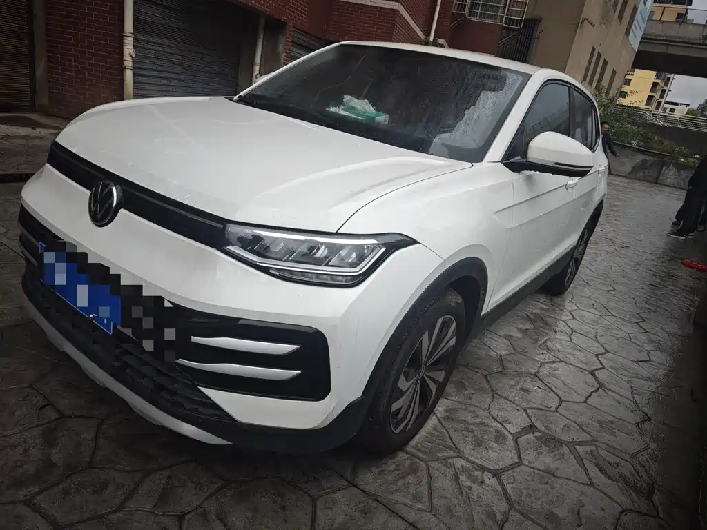 Volkswagen Tharu 2025