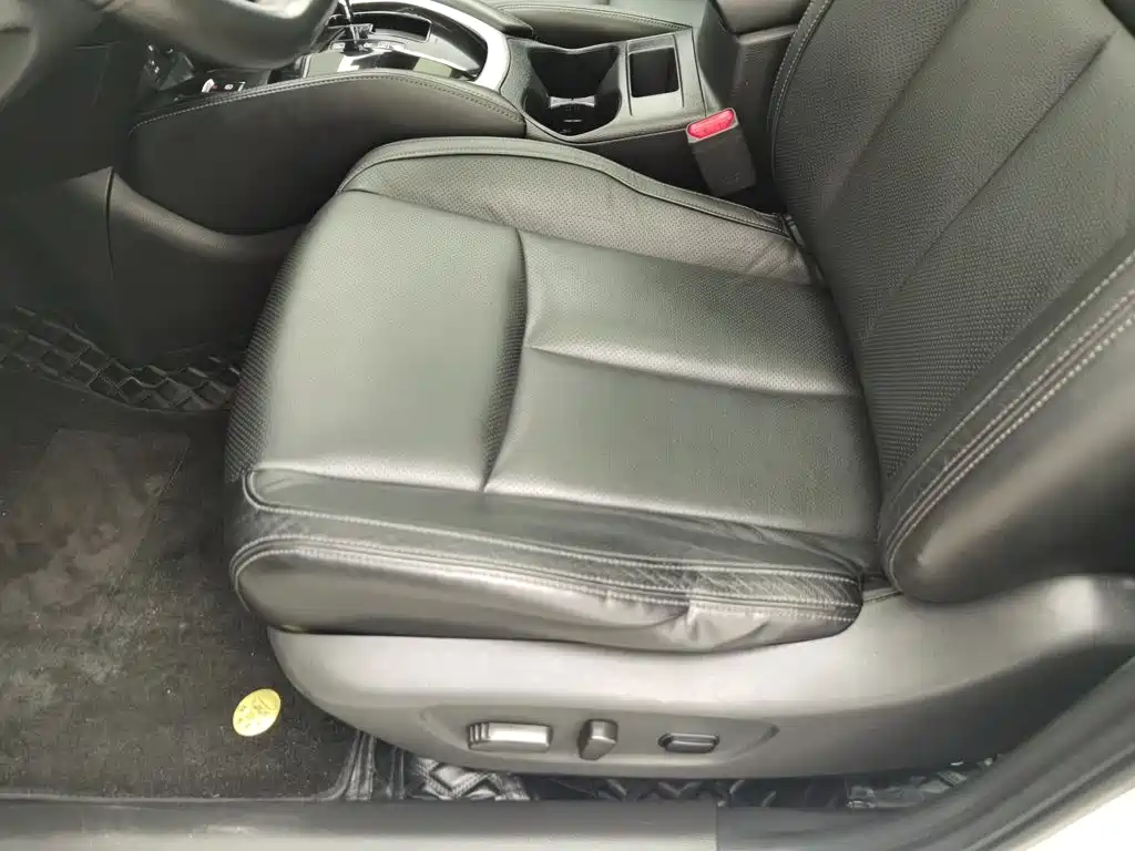 Nissan X-Trail — миниатюра 20