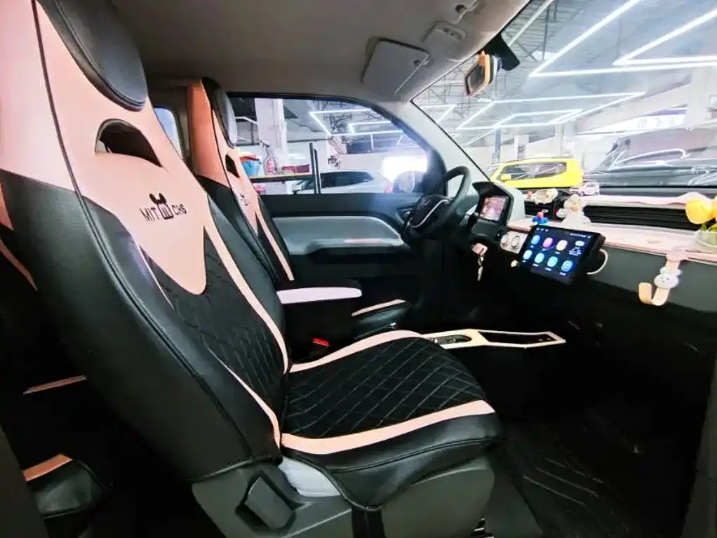 Wuling MINIEV — миниатюра 9