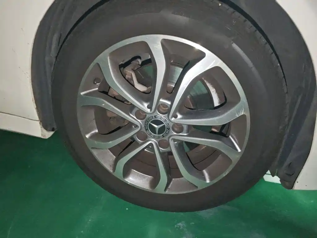 Mercedes-Benz C-Class — миниатюра 16