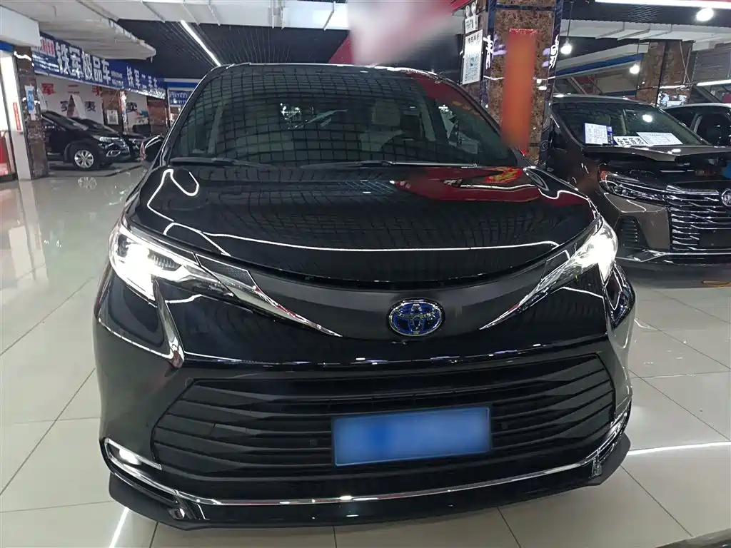 Toyota Sienna 2021 2.5L Comfort