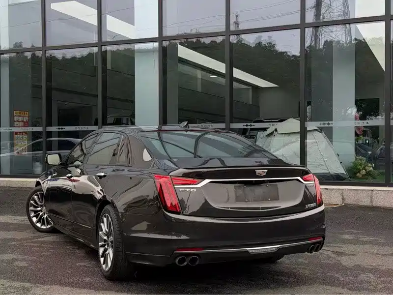 Cadillac CT6 — миниатюра 8