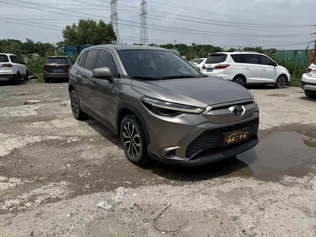 Toyota Frontlander 2022 2.0L CVT Elite