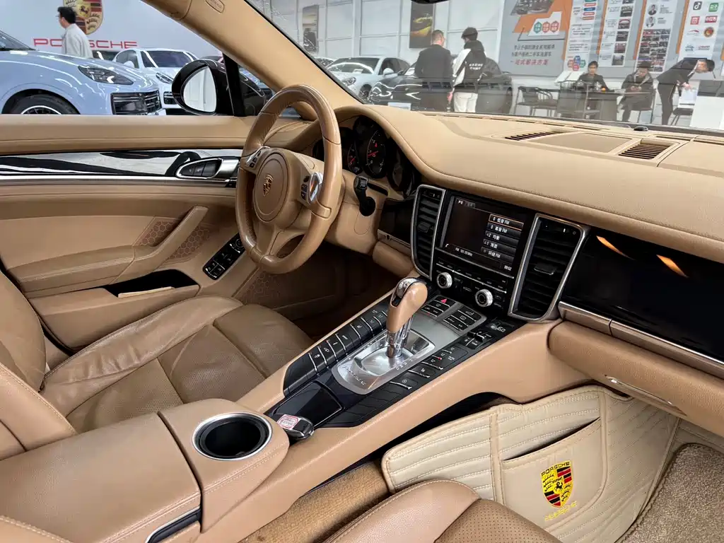 Porsche Panamera 2014 Panamera 3.0T