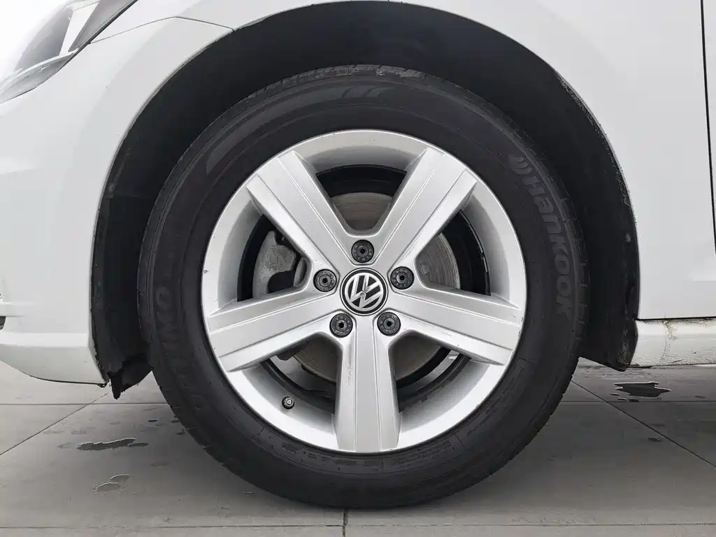 Volkswagen Golf — миниатюра 17