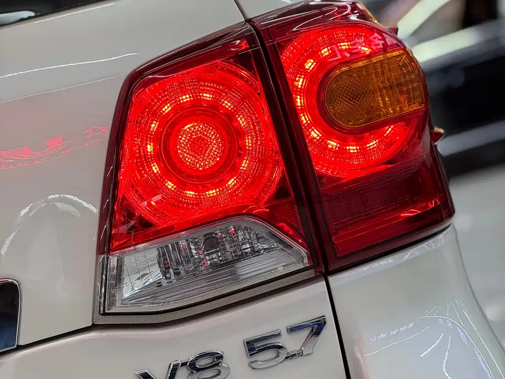 Toyota Land Cruiser 2014 5.7L