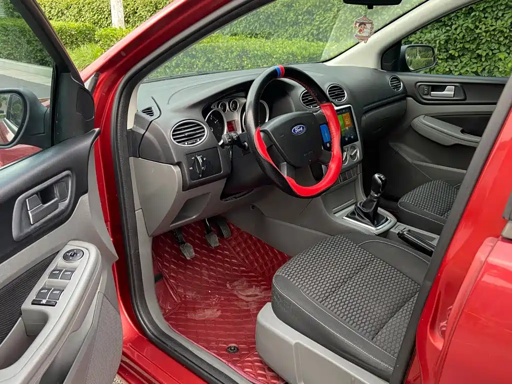 Ford Focus — миниатюра 4