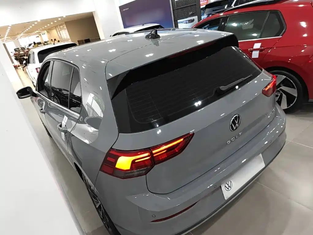 Volkswagen Golf — миниатюра 5