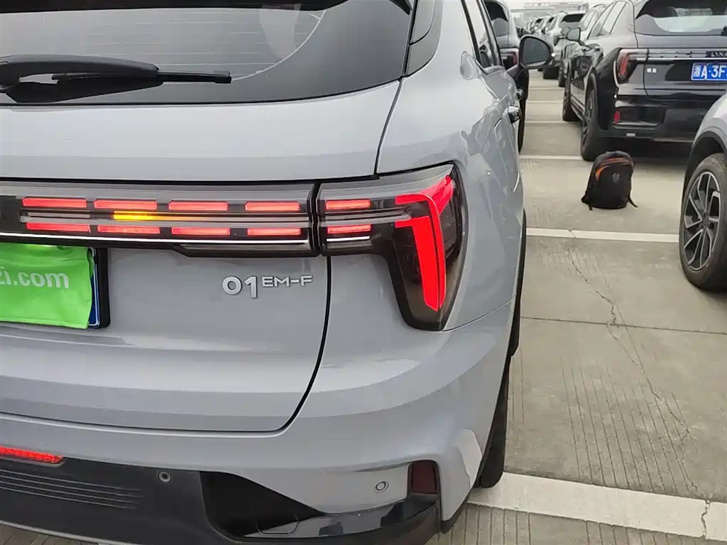 Lynk & Co 01 - фото 24