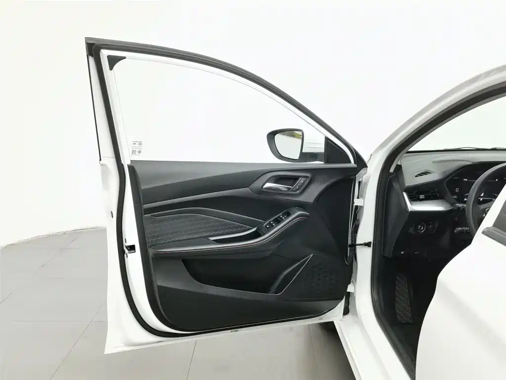 MG 5 2022 180DVVT CVT Luxury
