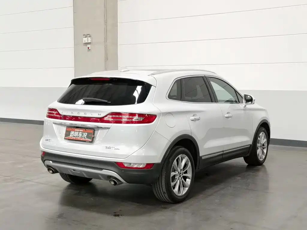 Lincoln MKC — миниатюра 2