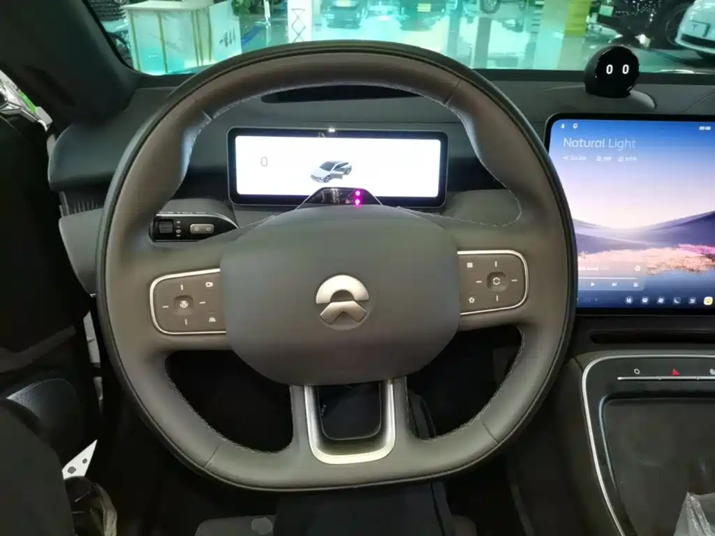 NIO ET5T — миниатюра 11