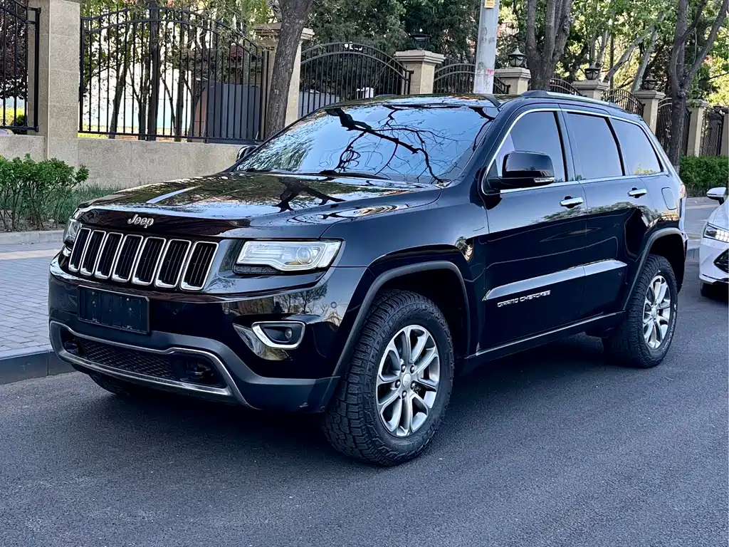 Jeep Grand Cherokee (Import) 2014