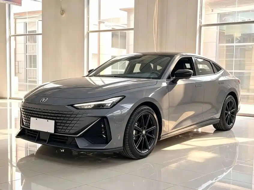 Changan UNI-V — миниатюра 3