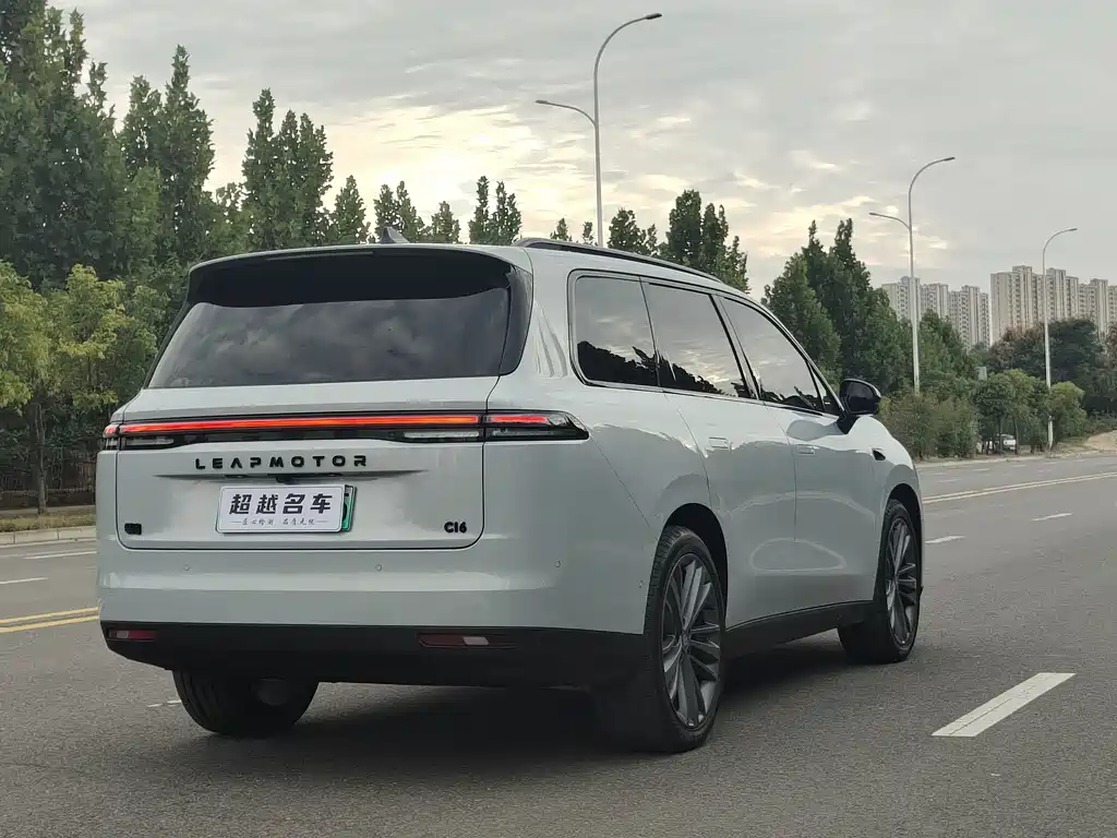 Leapmotor Leapmotor C16 — миниатюра 10
