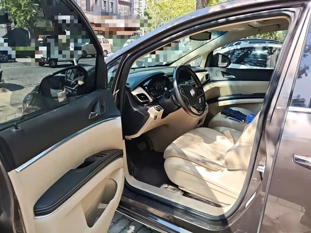 Buick GL8 — миниатюра 14