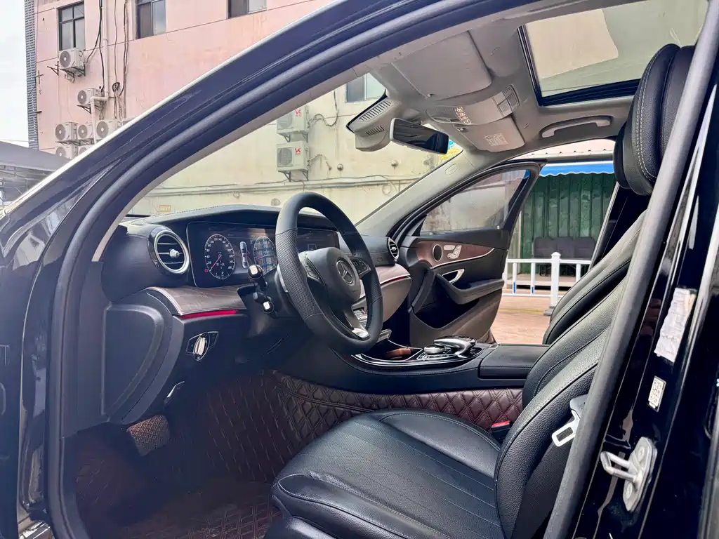Mercedes-Benz E-Class E 2016 E 300 L Fashion