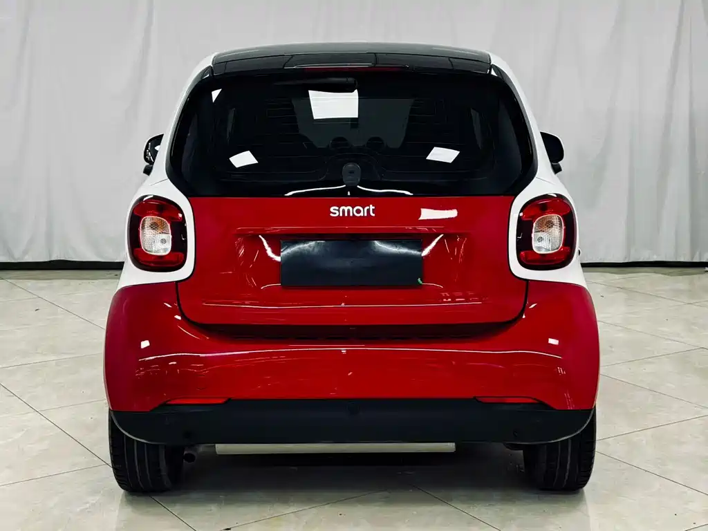 Smart fortwo 1.0L 52 kW Hardtop Beloved Special Edition, фото 5
