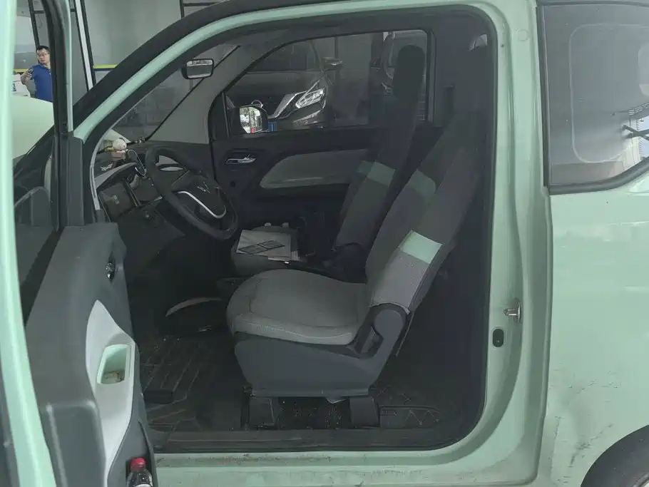 Wuling MINIEV — миниатюра 9