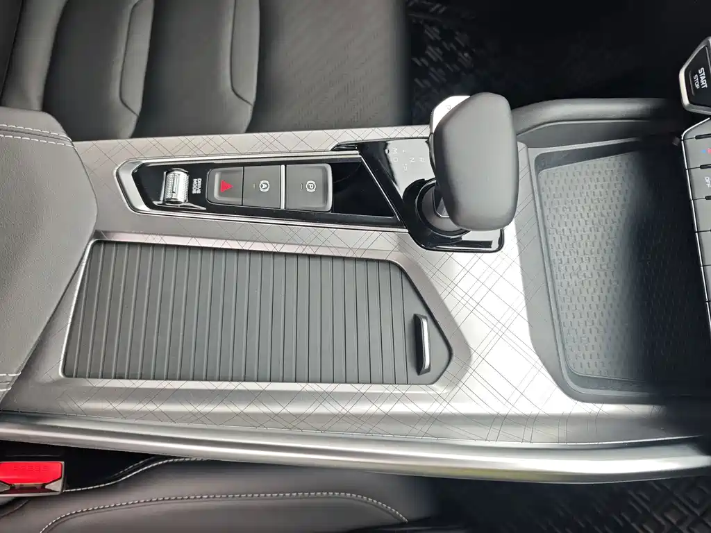 Geely Xingrui — миниатюра 13