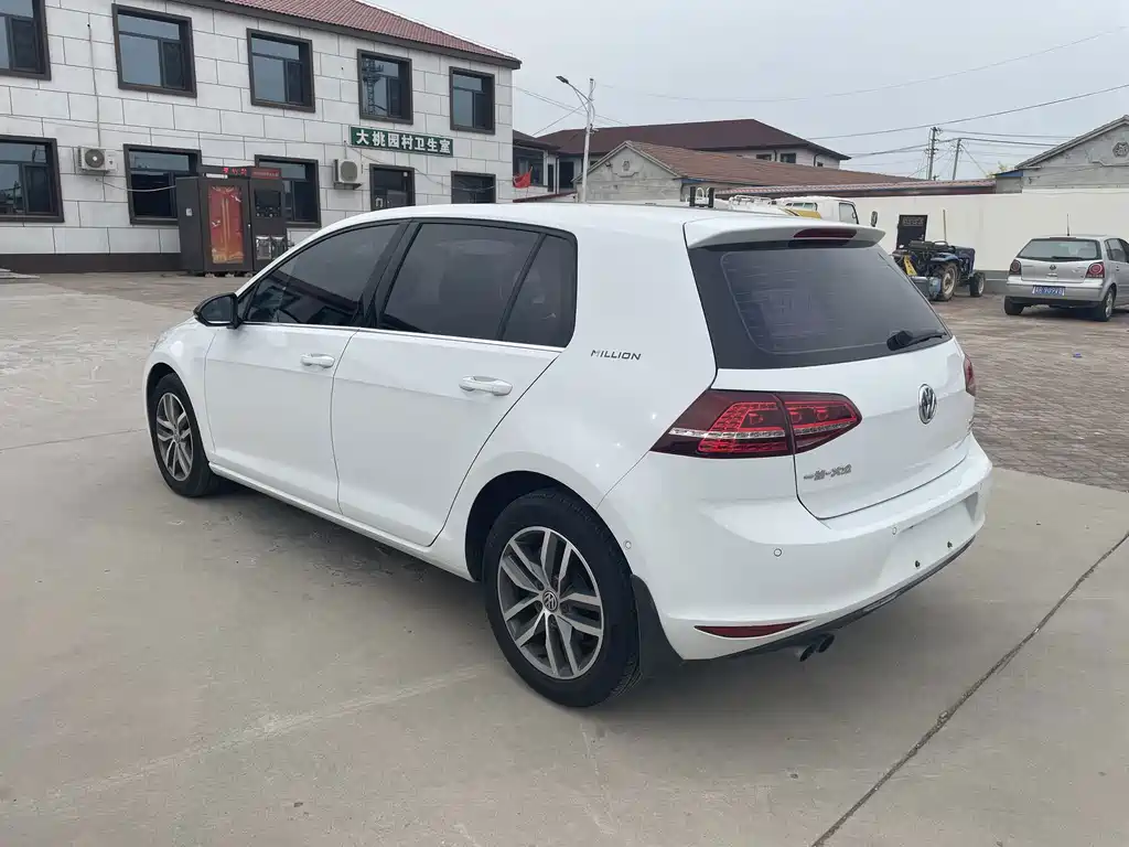 Volkswagen Golf — миниатюра 4