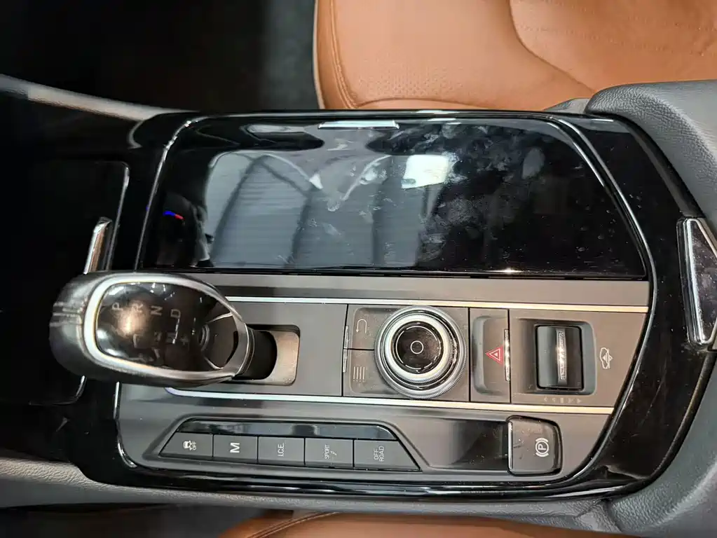 Maserati Levante — миниатюра 7