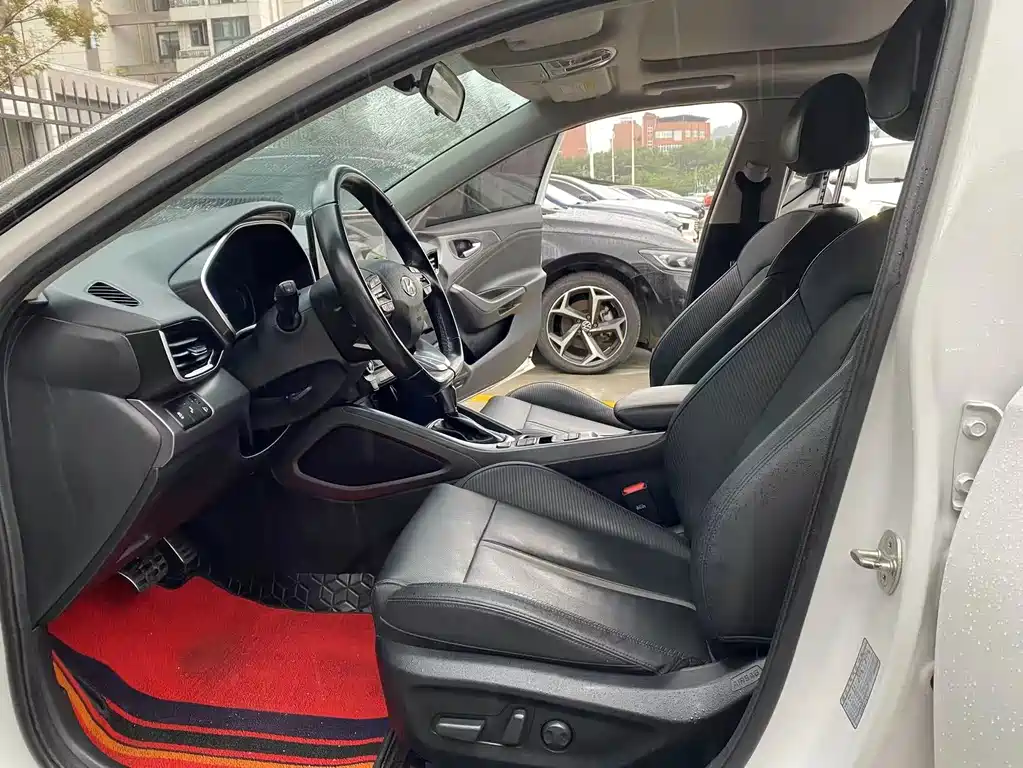 Hyundai Fista — миниатюра 9