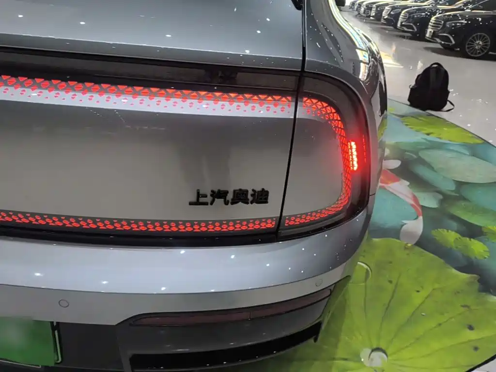 Audi E5 Sportback — миниатюра 8