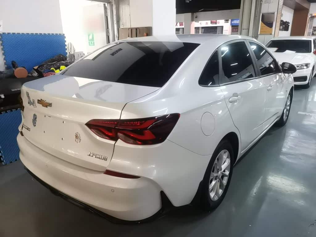 Chevrolet Monza 1.5 л 2024 г. Белый, пробег 42200 км