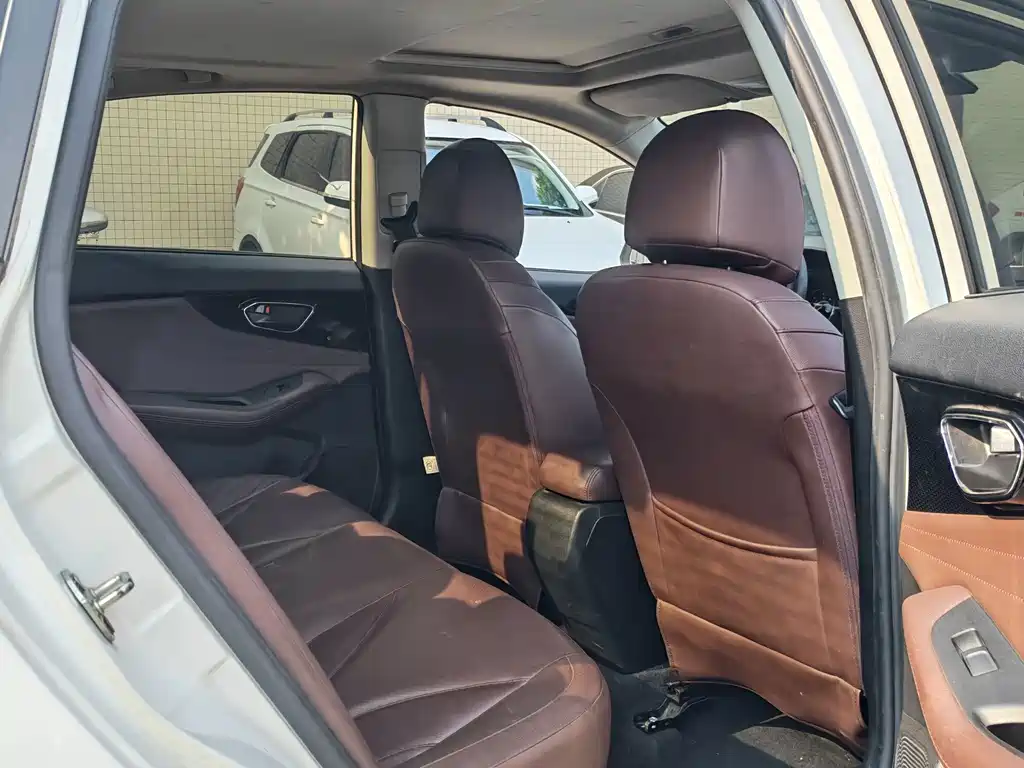 Soueast A5 Yiwu — миниатюра 7