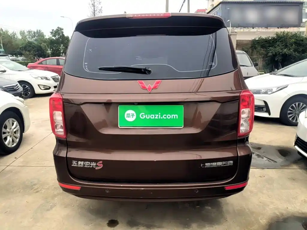 Wuling Hongguang — миниатюра 6