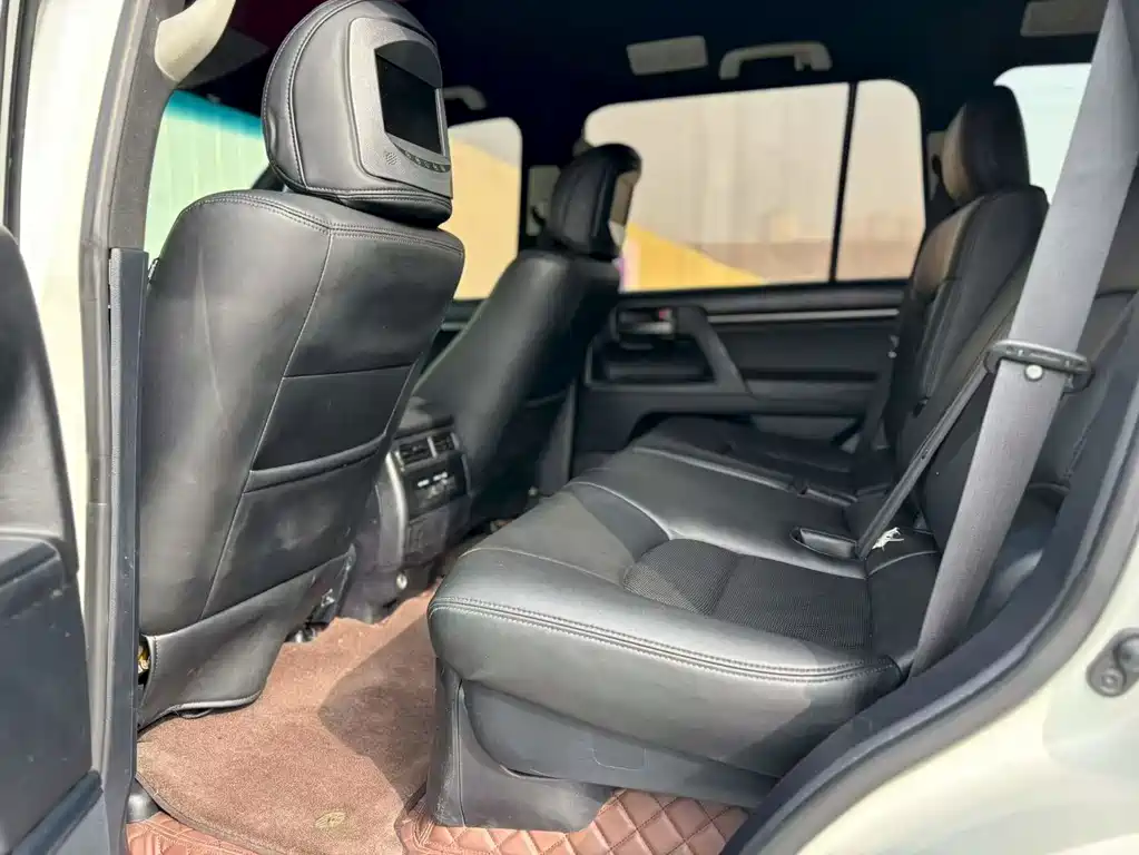 Toyota Land Cruiser 2015 4.6L V8