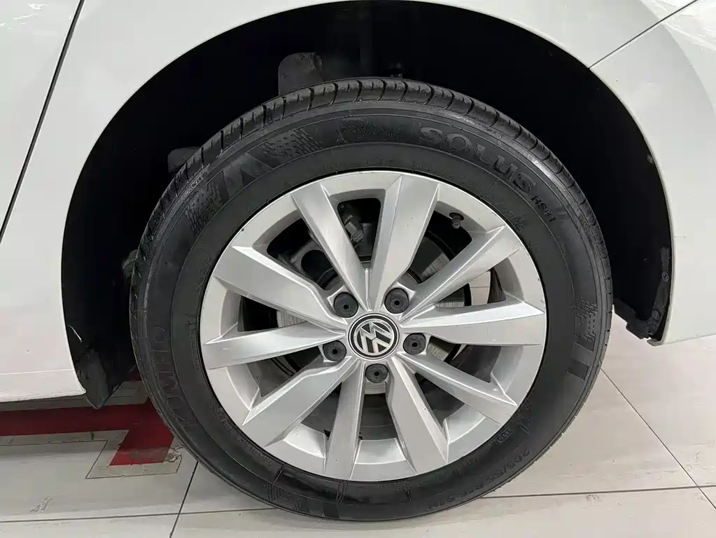 Volkswagen Bora — миниатюра 20