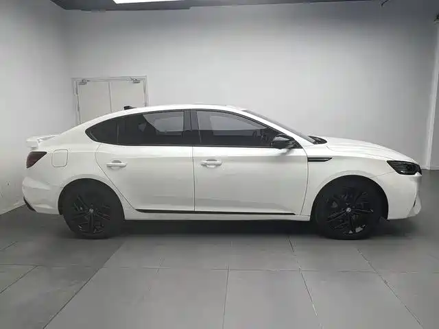 MG 6 New Energy — миниатюра 7