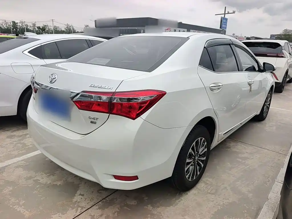 Toyota Corolla — миниатюра 7